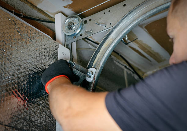Affordable Garage Door solutions in Carleton, MI